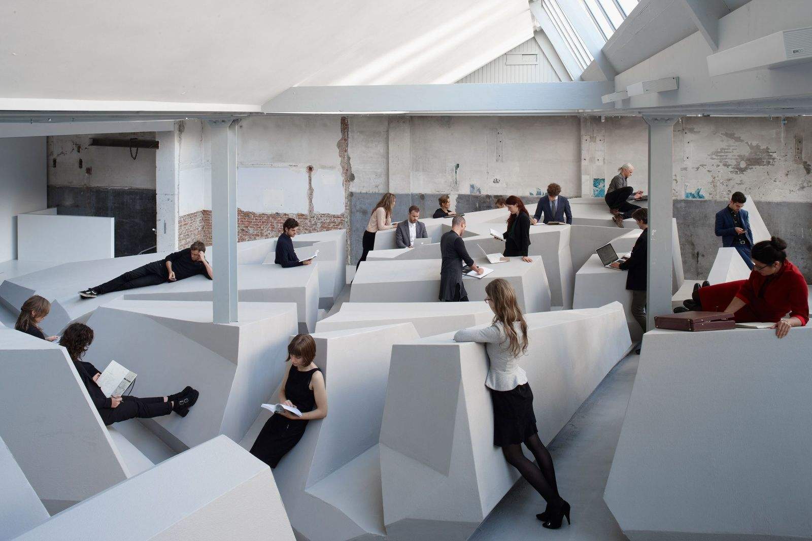 No chairs exist in the office re-imagined by artist Barbara Visser and architects Erik and Ronald Rietveld. Photo by Jan Kempenaers