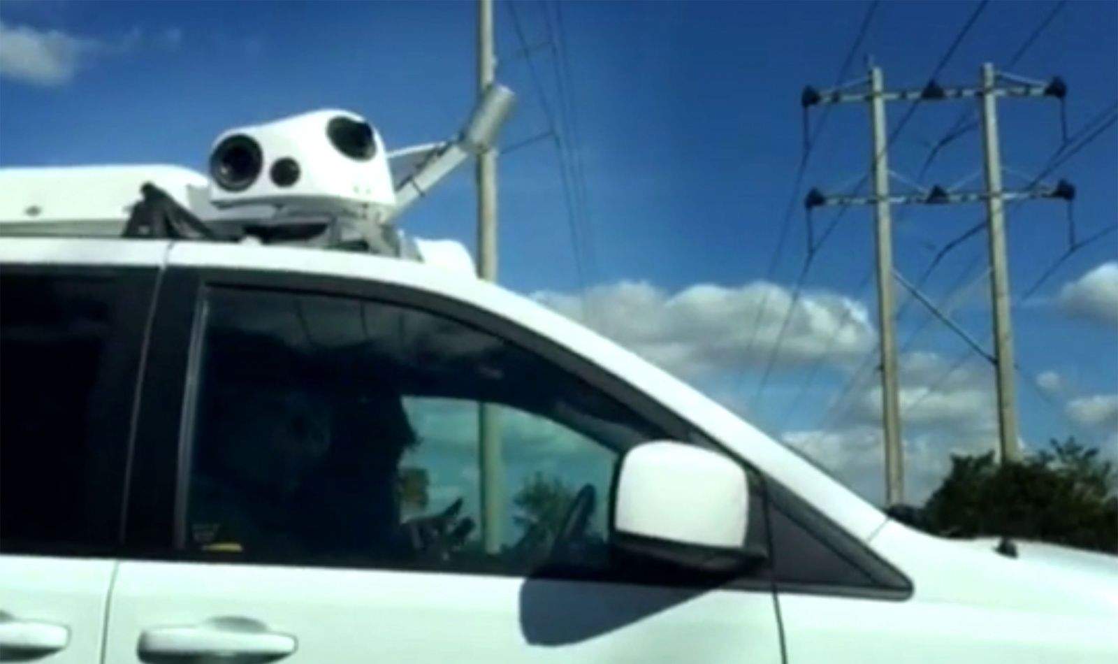 What are the LIDAR units doing on this Apple van? Photo: AppleInsider video