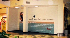 What a difference a decade makes. This photo shows the Oakridge Mini-Store just before it opened. Photo: ifoAppleStore