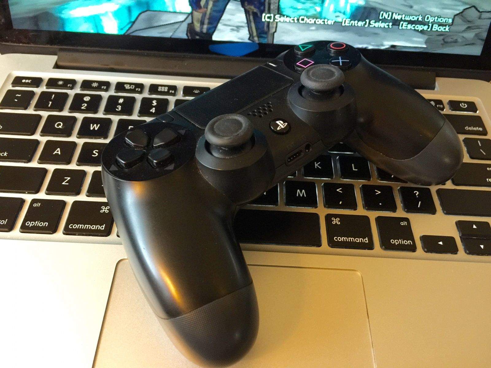 Get your game on -- wirelessly -- with a PS4 controller and your Mac. Photo: Rob LeFebvre/Cult of Mac