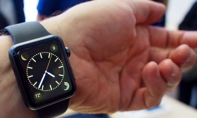 04_10_2015_Apple_Store_Watch_Express_preview_top - 1