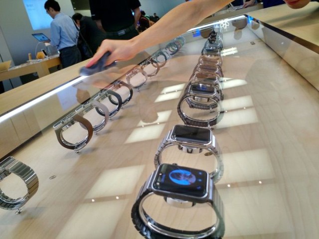 apple-watch-tables