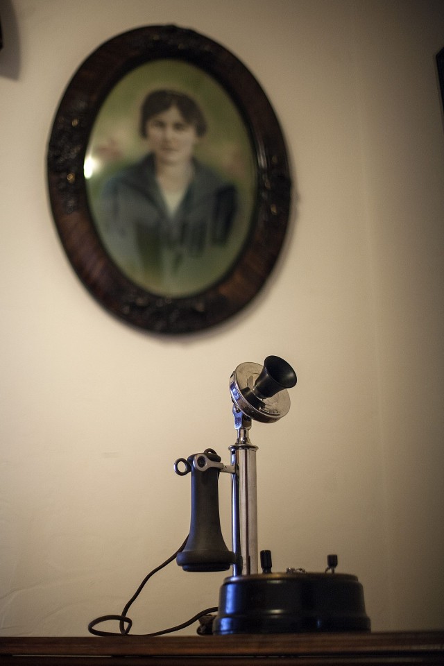 This peg-dial phone may be one of only a dozen that still exist. Two were found in the home of the author's late aunt. Photo: David Pierini/Cult of Mac