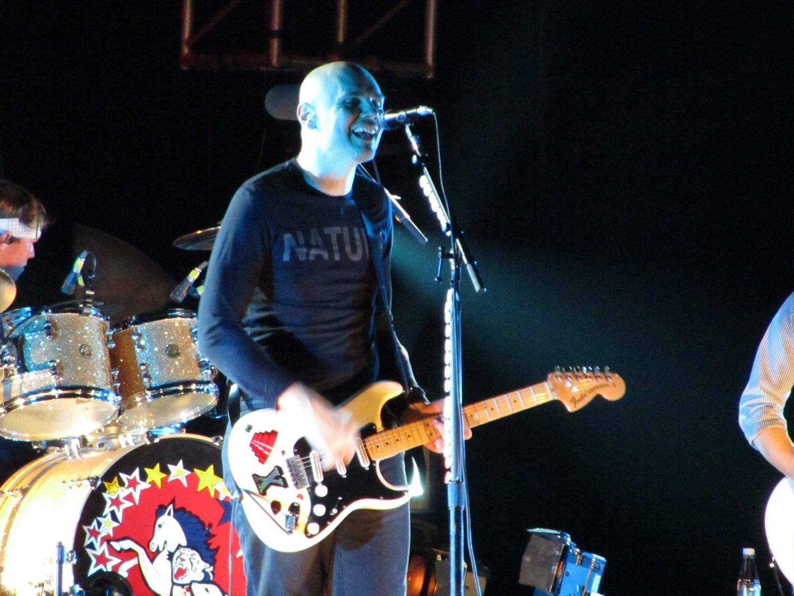 The Smashing Pumpkins  frontman thinks Apple Music is a big Zero for artists.