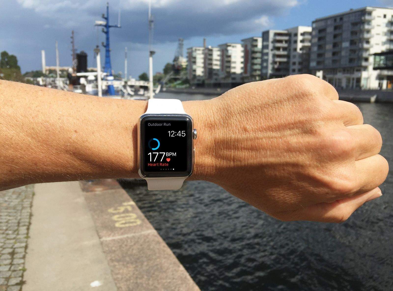 Use the heart rate sensor to find your race pace.