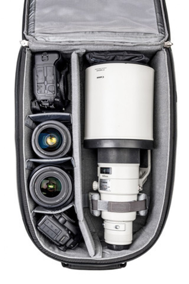 The FirstLight 40L can handle a 12-pound 600 mm f/400 lens as well as other equipment.