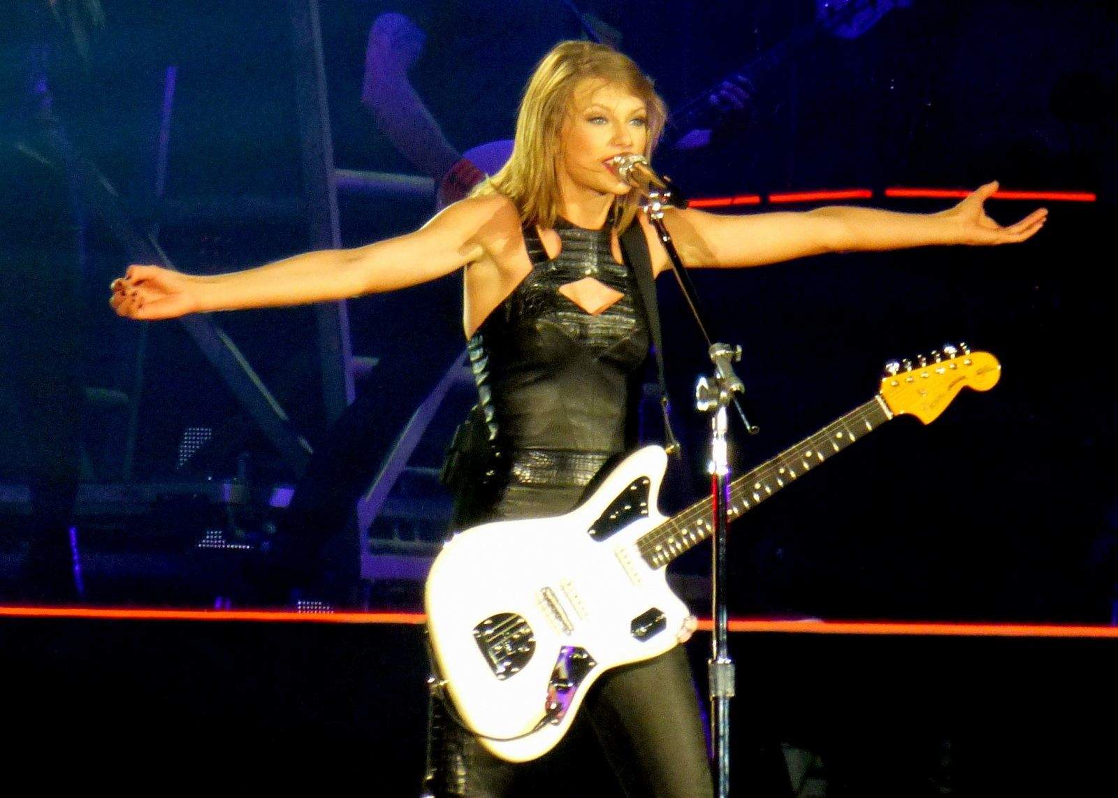 Photographers assigned to Taylor Swift concerts will be greeted by a friendlier photo contract.