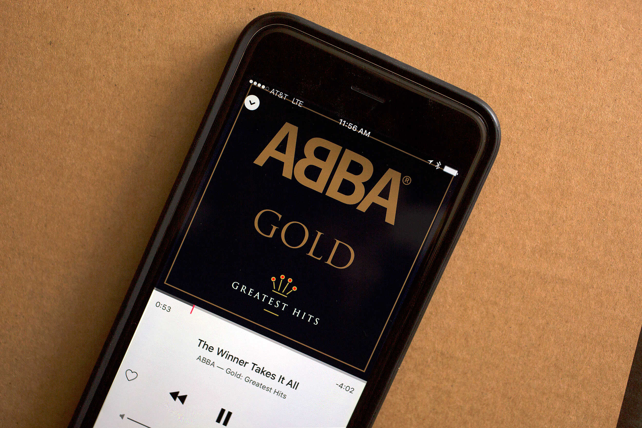 Find new music; listen to your favorites. It's that simple.