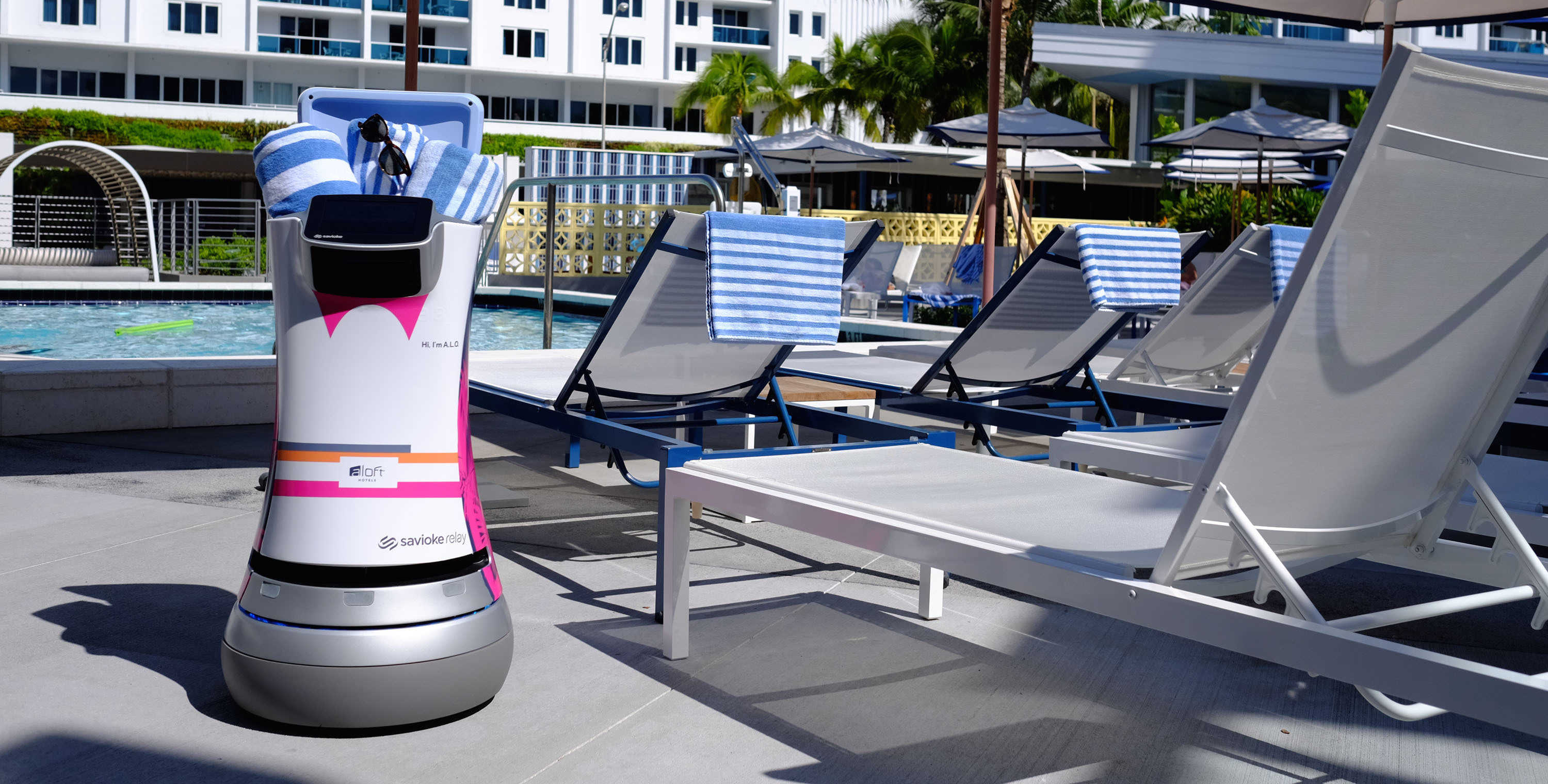 Botlr hotel robot Aloft