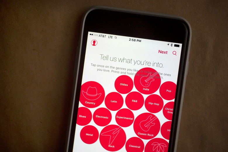 If your iPhone-toting friend or relative hasn't tried Apple Music yet, set 'em up.