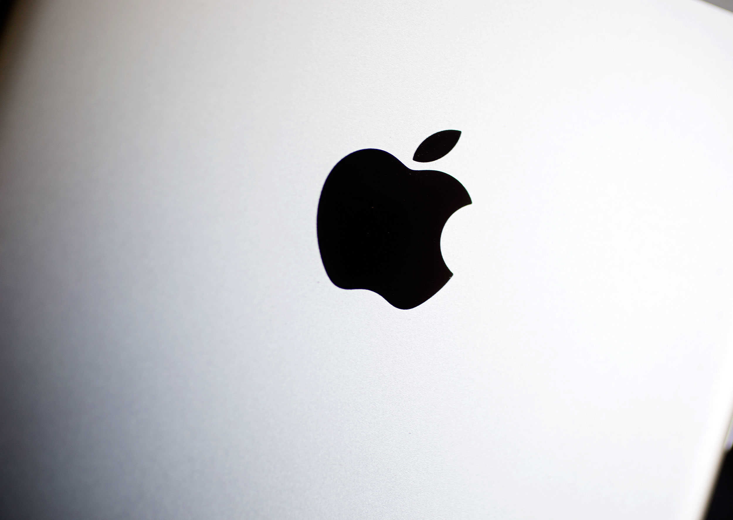 Should Apple cave when it comes to encryption?