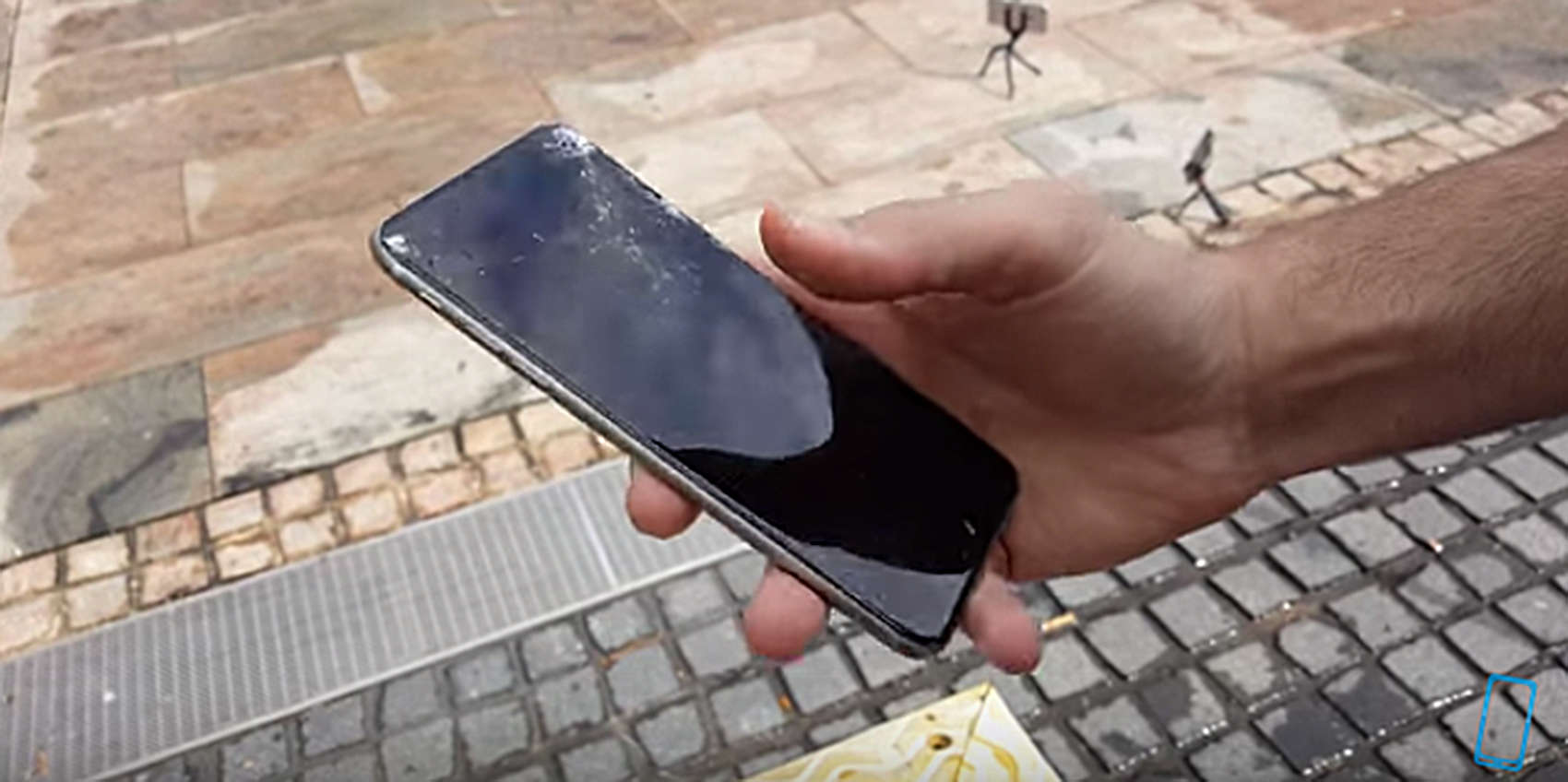 The glass on this iPhone 6s Plus cracked when it was dropped on its face.
