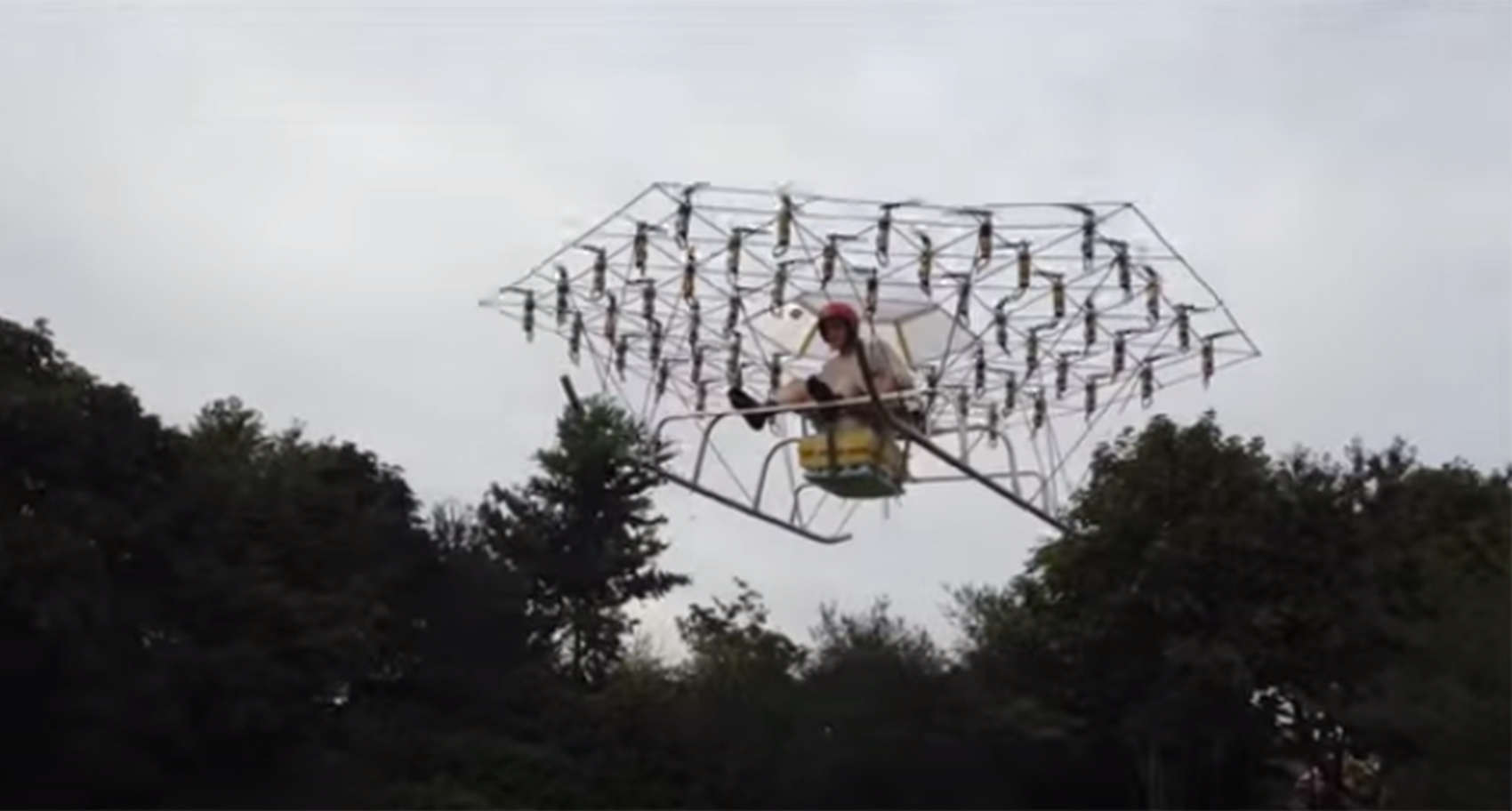 A British man made a personal helicopter with the rotors of several quadcopters.