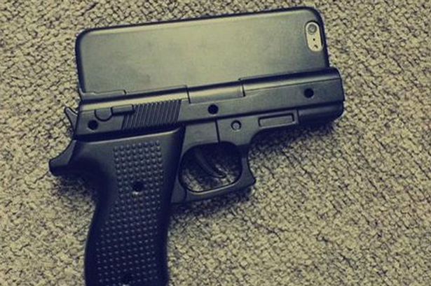 MAIN-iPhone-gun-case