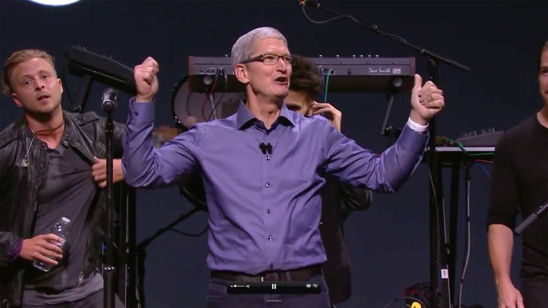 Apple and Tim Cook have plenty to cheer about.