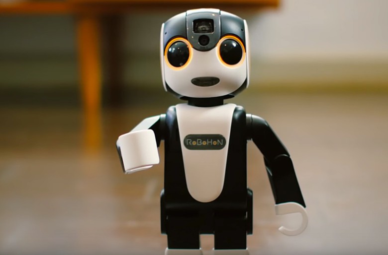 RoBoHon is cute, but is it cool?