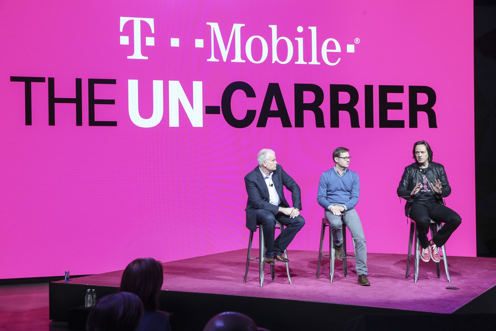 t-mobiles-next-uncarrier-move-could-be-unlimited-streaming-video-image-cultofandroidcomwp-contentuploads201510TMOUncarrier0517-jpg