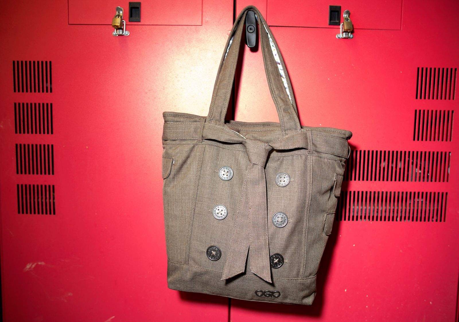 Ogio Hampton bag. Photo: Jim Merithew/Cult of Mac