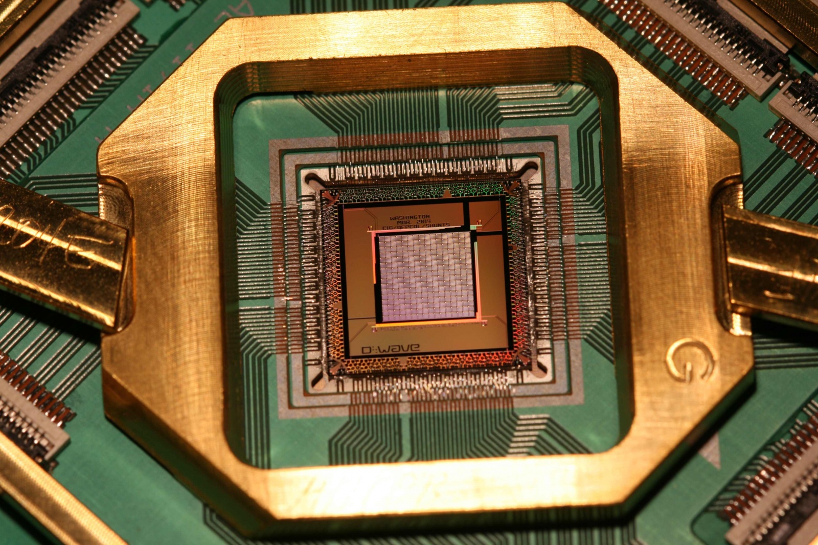 googles-mind-bending-quantum-computer-actually-works-image-cultofandroidcomwp-contentuploads201512D-Wave-1000Q-lower-res1-jpg