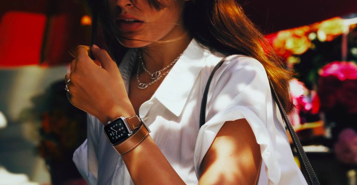 Hermès' pricey Apple Watch bands are now available |