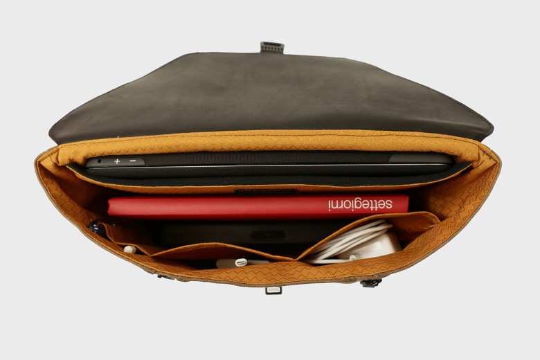 The Staad Attaché will accommodate the larger iPad Pro and a keyboard. There is also a separate pocketed for the Apple Pencil.