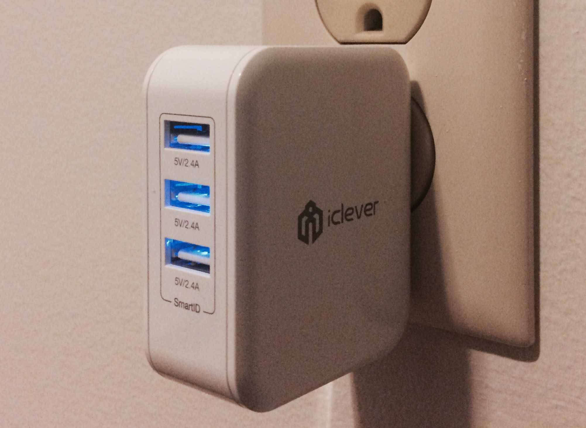 iClever BoostCube wall charger