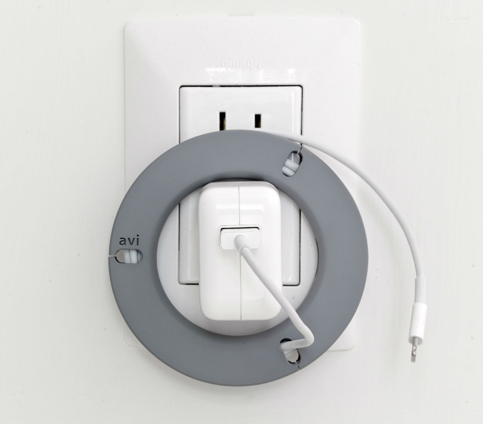 SmartSpools Cable organizers that look good (and work, too)