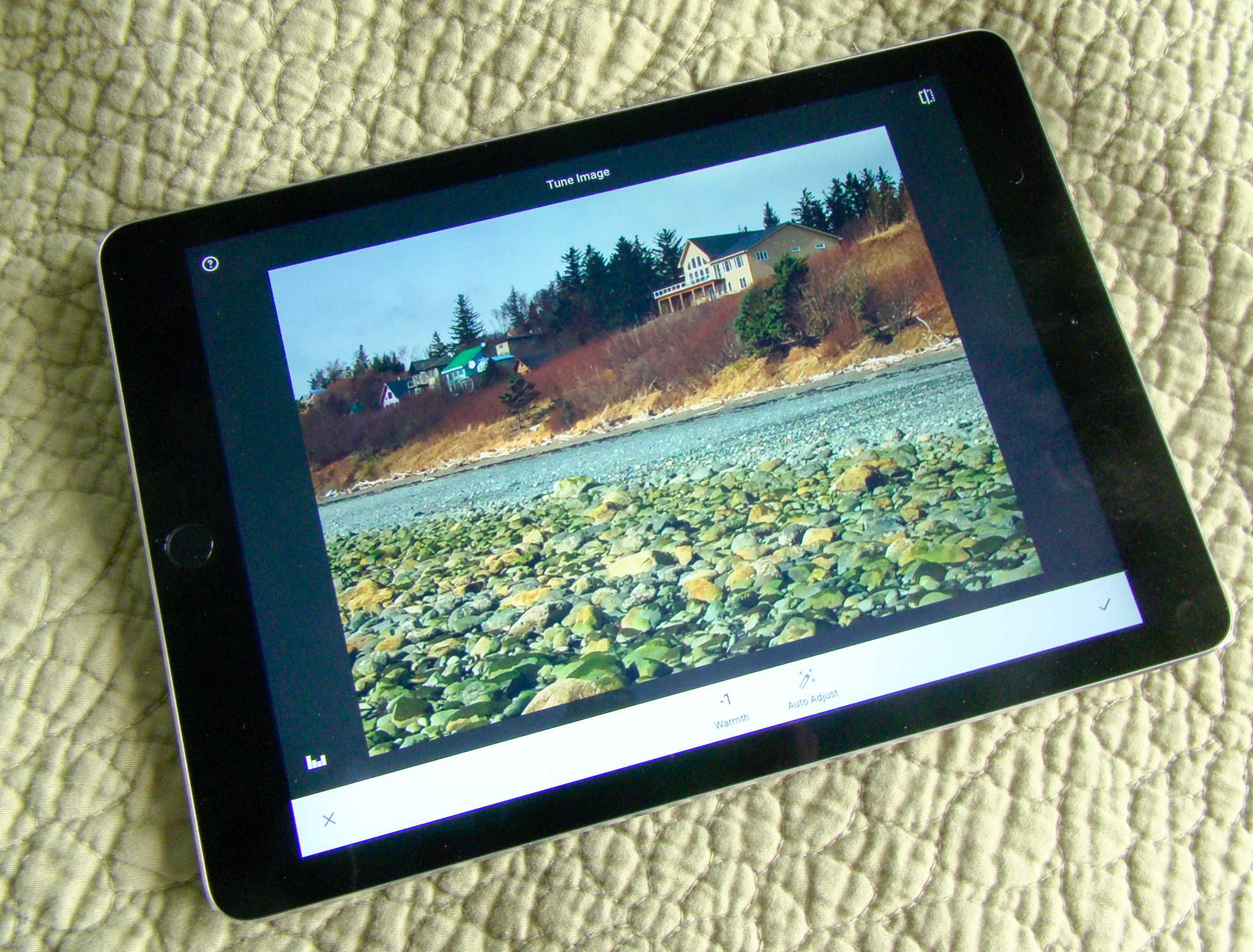 Snapseed lets you tune up your photos with ease.