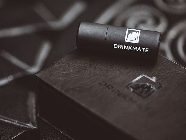 This tiny breathalyzer can save you from getting into big trouble.