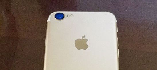 iPhone 7 camera lens