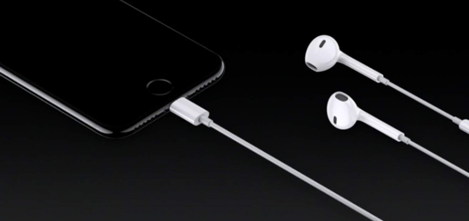 iPhone 7 earbuds