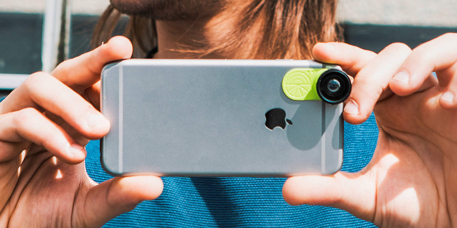 Instantly add a pair of powerful new lenses to your phone or tablet with this click-on adapter.