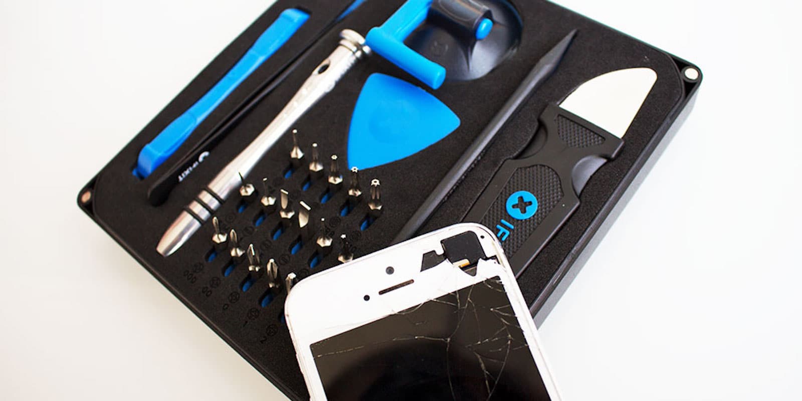 CoM - iFixit Essential Electronics Toolkit