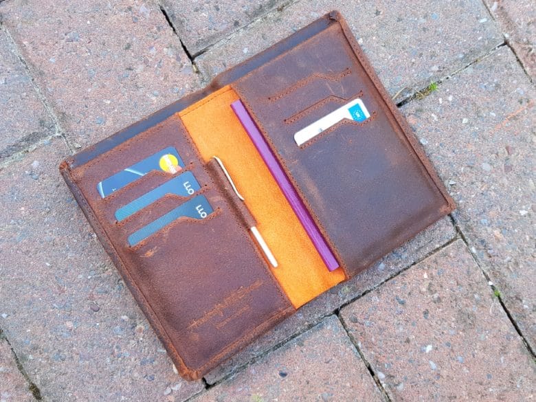 Woolet 4 Woolet wallet