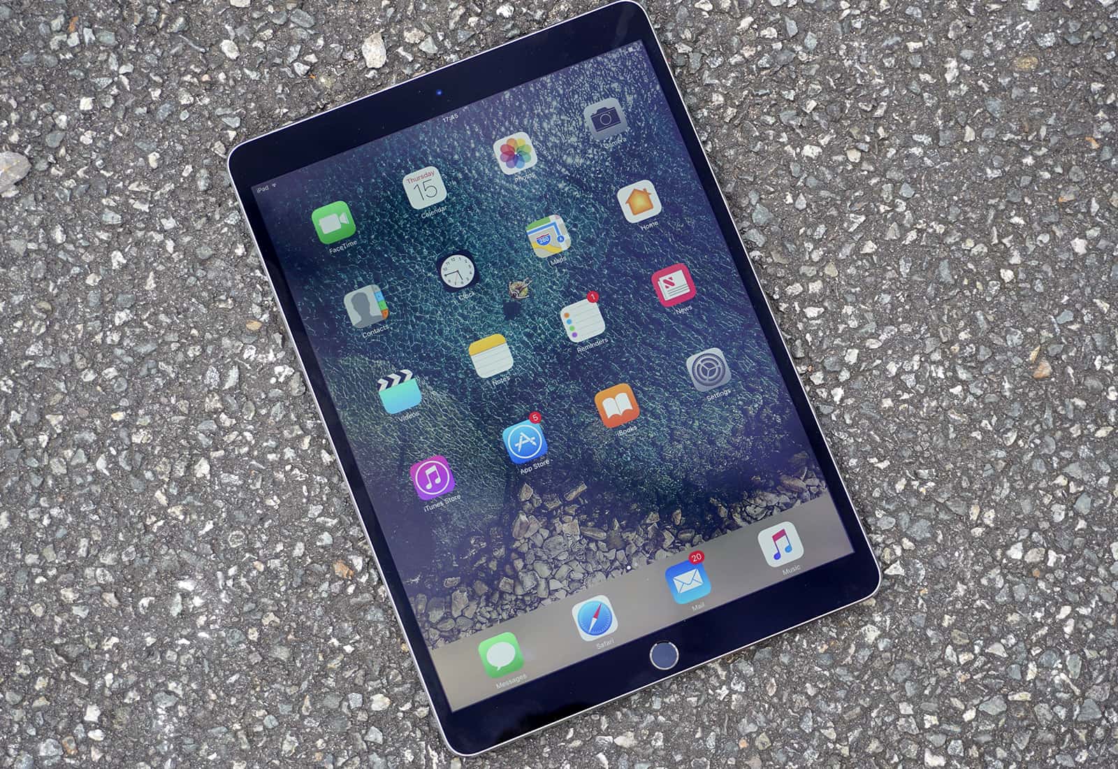 The new 10.5-inch iPad Pro puts monstrous power at your fingertips.