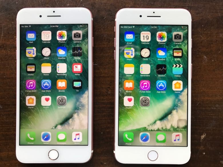 Can you identify the iPhone clone? (The fake is on the right.)