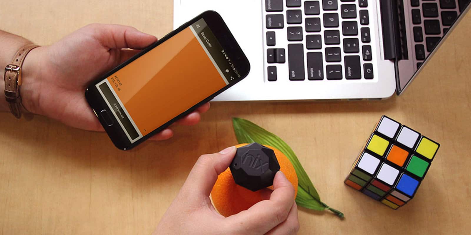 This keychain-sized sensor can tell you the precise color, for liquid and digital paint.