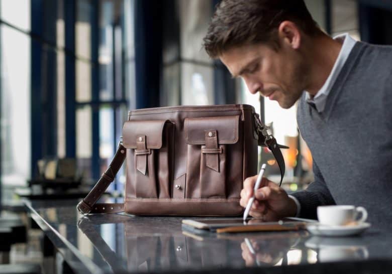 pad and quill attache