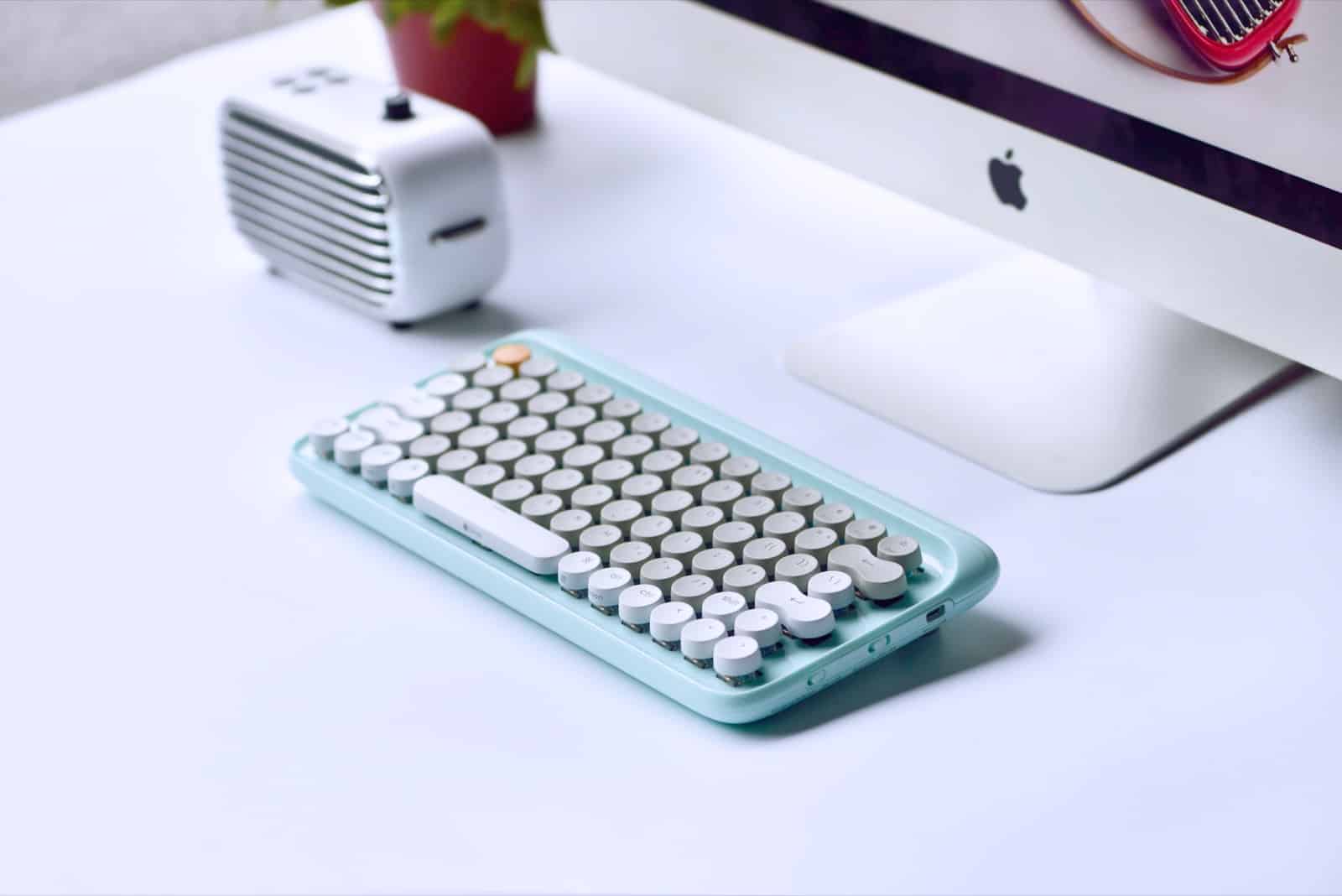 Lofree keyboard feels like a typewriter, looks spectacular Cult of Mac