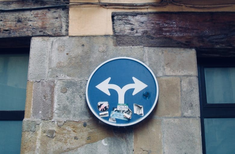 remove suggested mail contacts