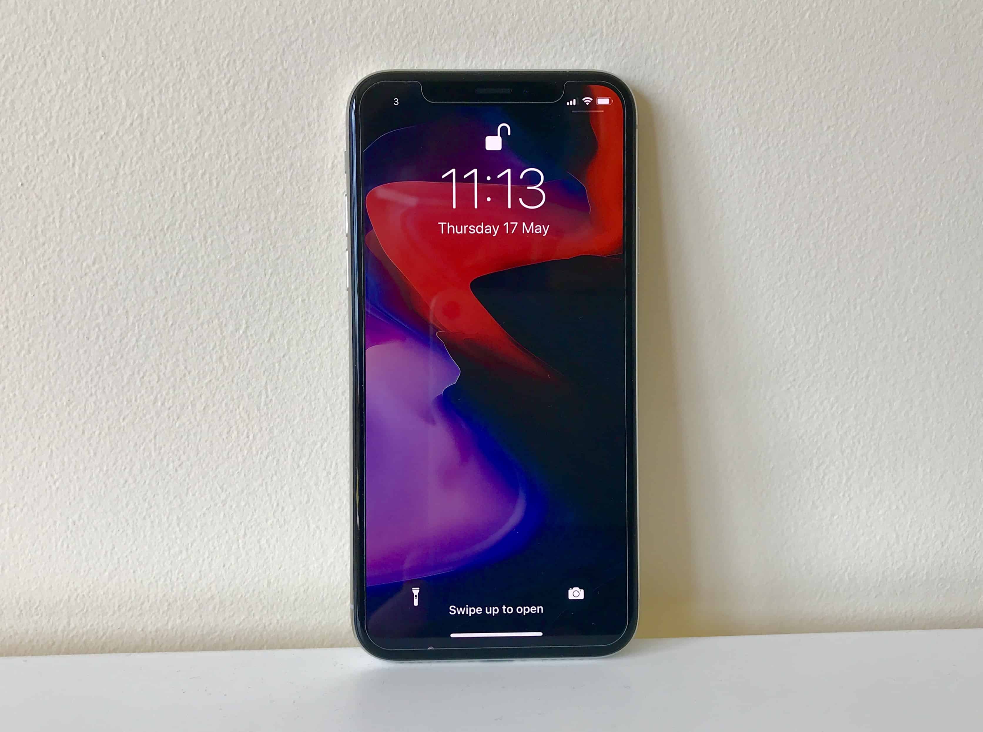 These stunning OnePlus 6 wallpapers look awesome on iPhone X