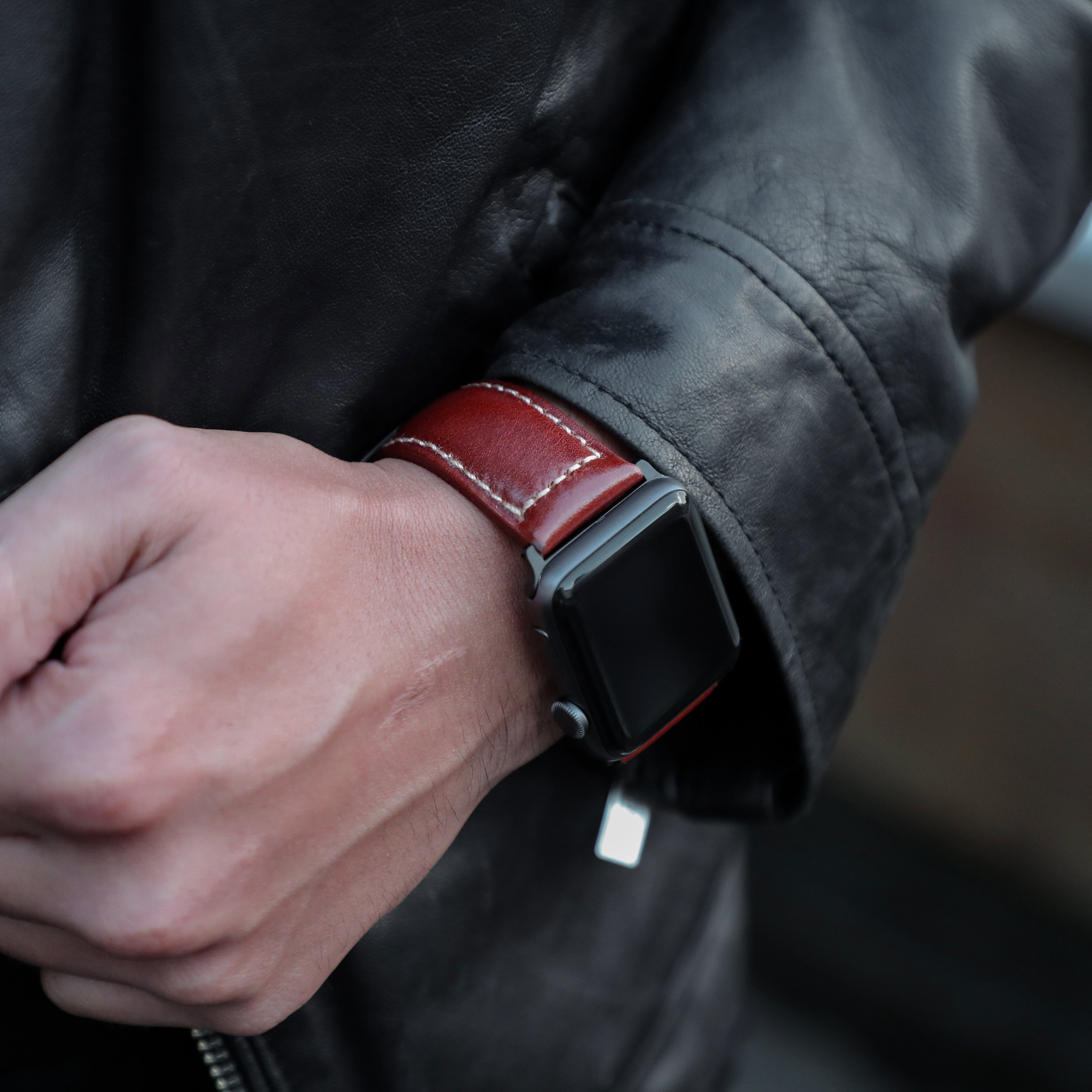 The brown leather Primus Apple Watch band adds a polished look to your wrist.