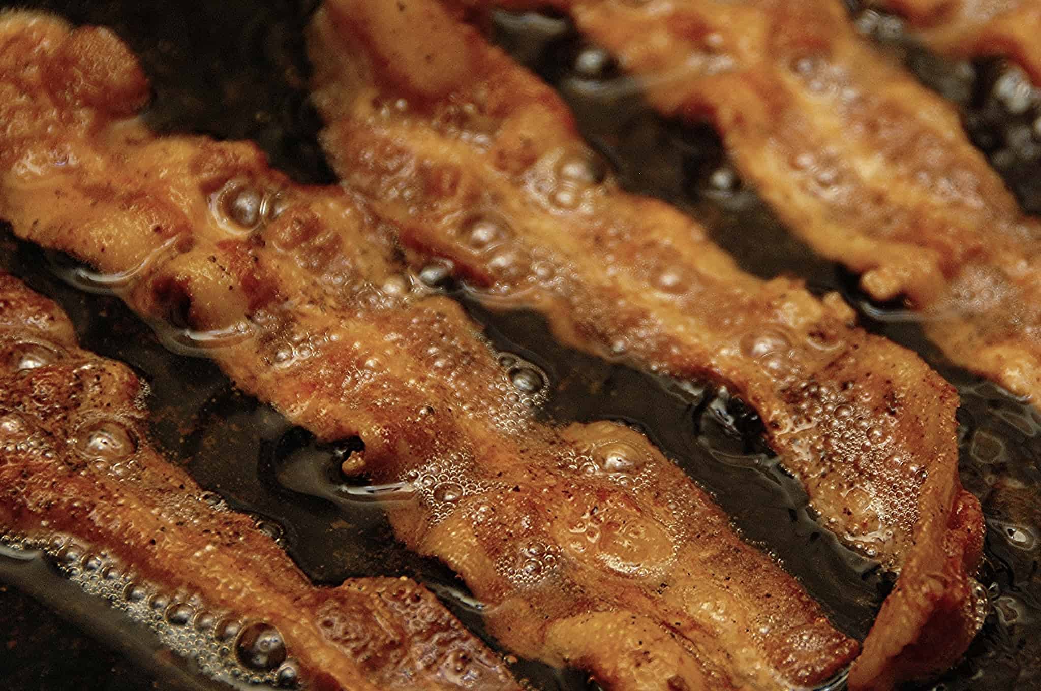 The best bacontossing game you’ll play this year gets a sizzling update