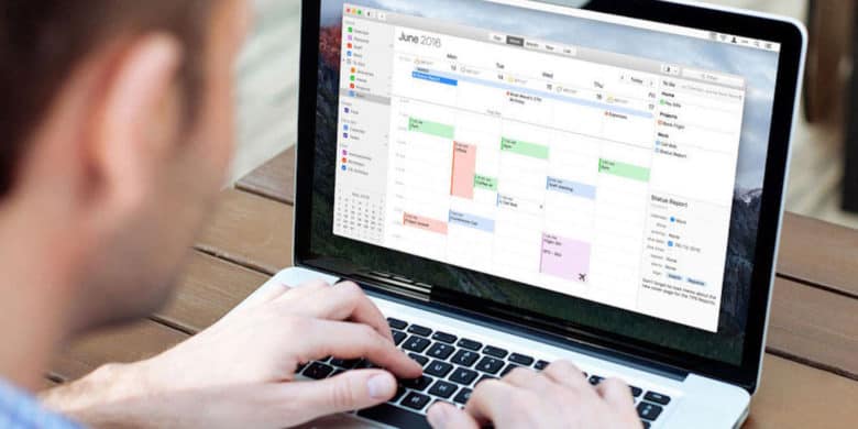 Go beyond your normal calendar app with this cloud-integrated schedule keeper.
