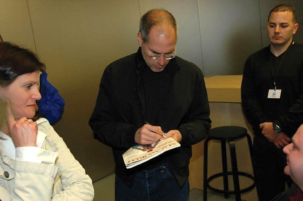 Steve Jobs Macworld autograph