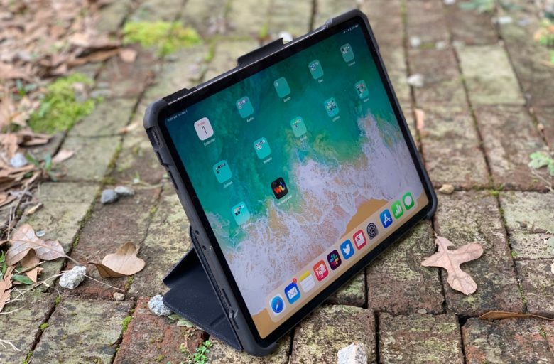 This is one of the ways the UAG Metropolis can serve as a stand for the iPad Pro. This is one of the ways the UAG Metropolis can serve as a stand for the iPad Pro.