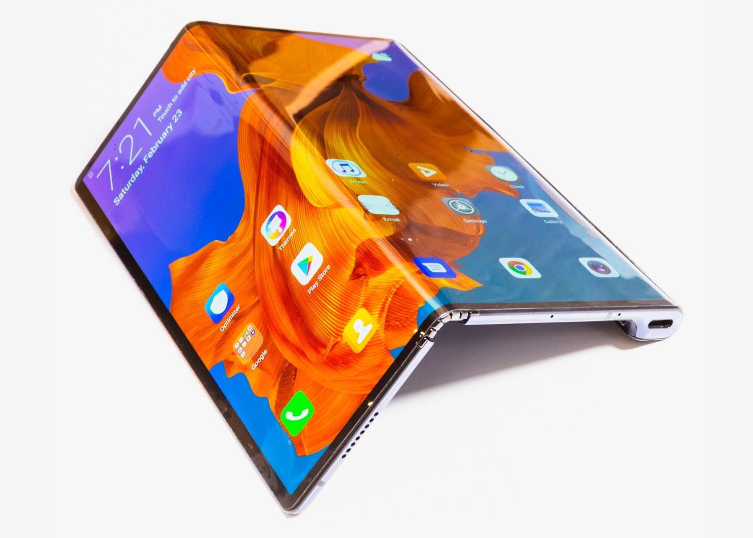 Folding screens make much more sense for tablets.