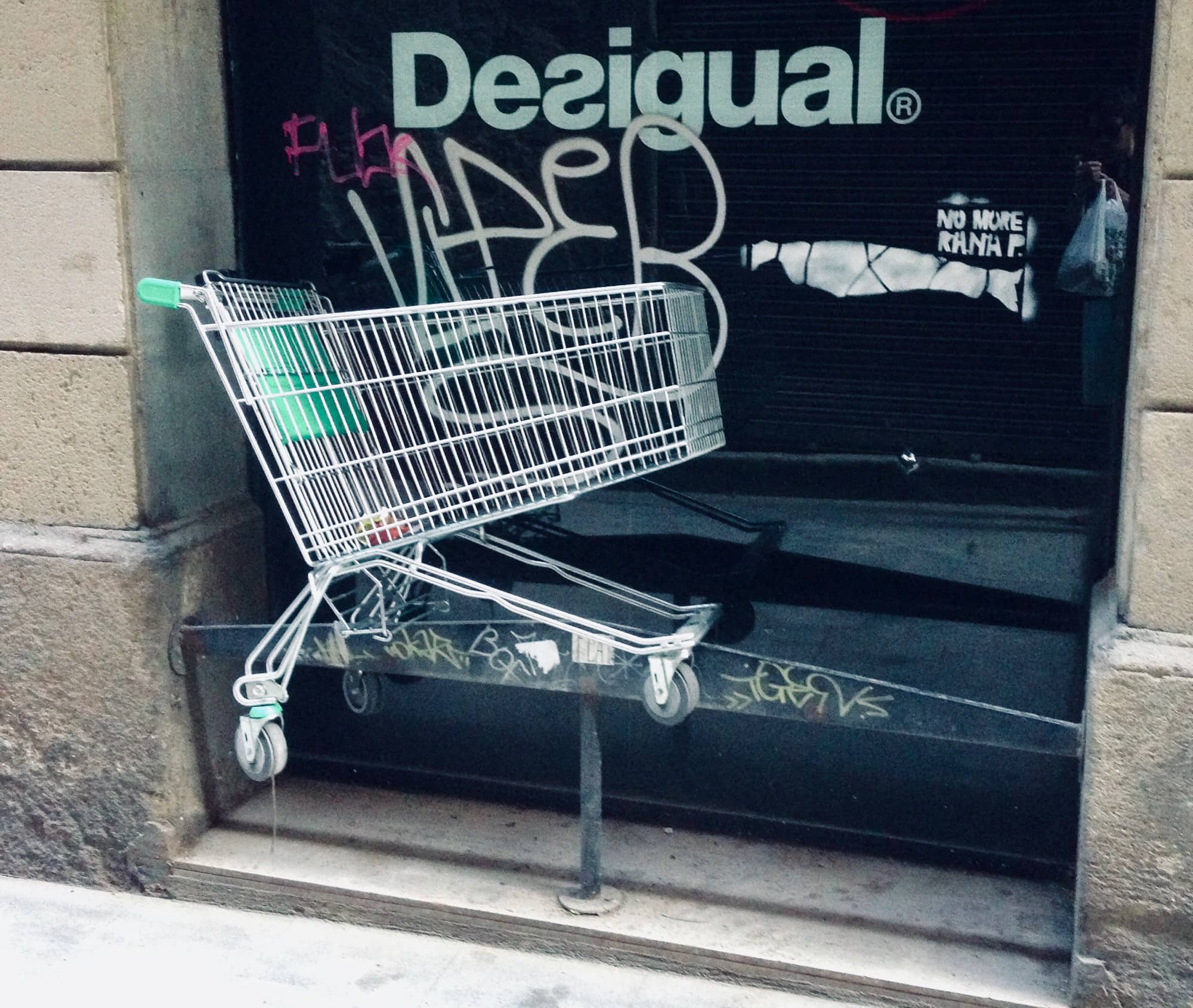 Shopping cart/refund metaphor.
