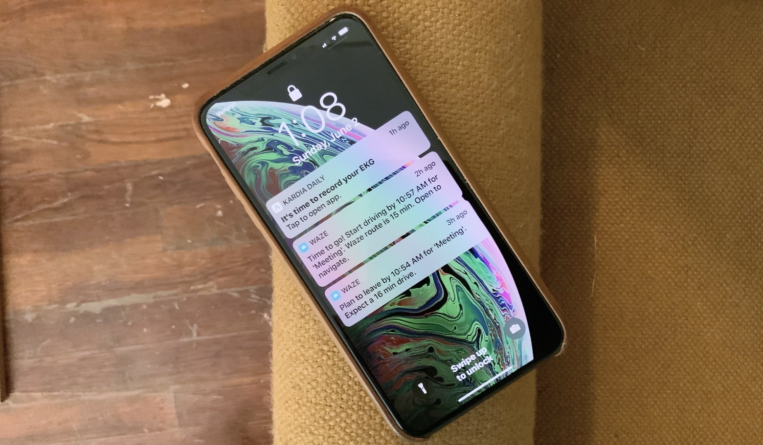 iPhone iOS 12 lock screen