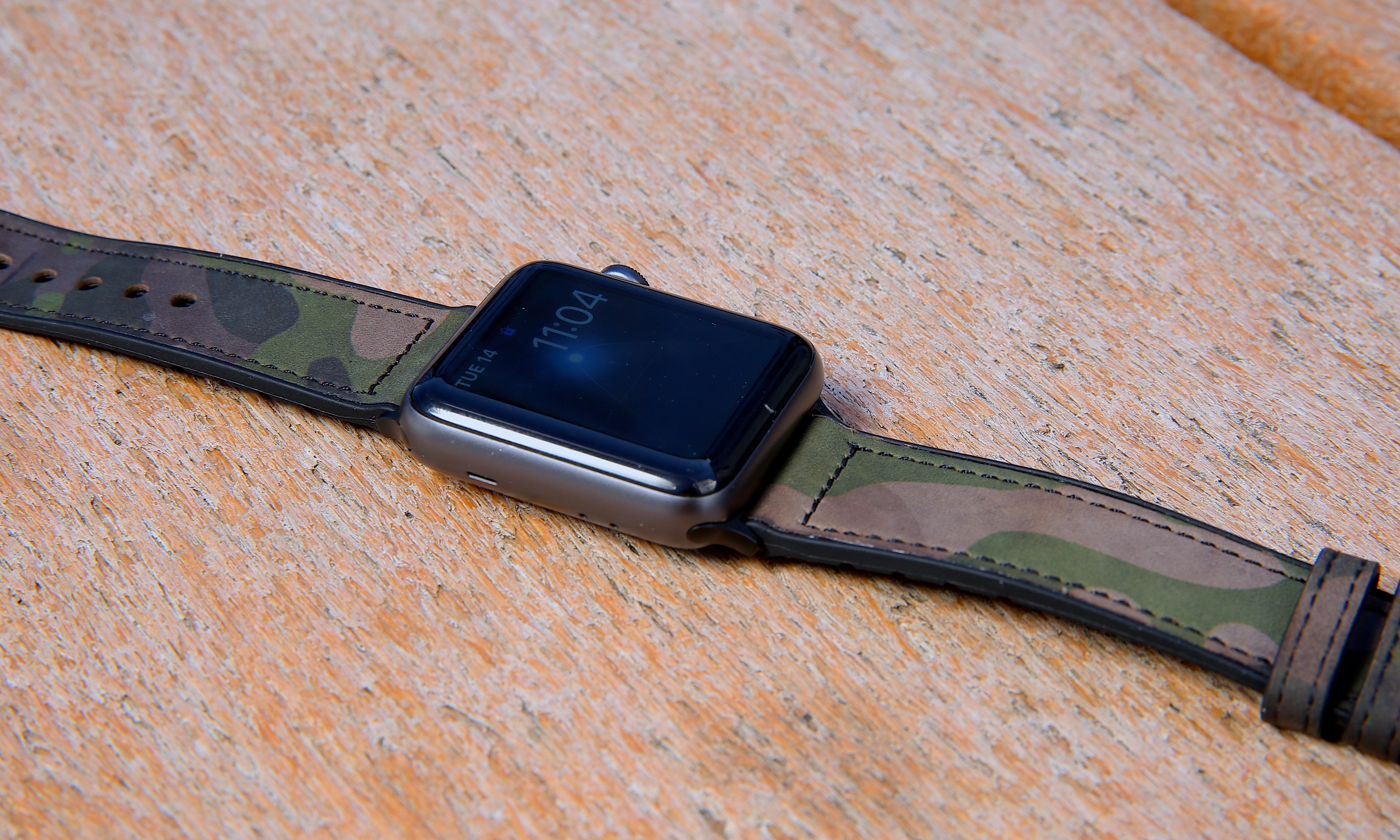 Mifa Hybrid Sports Leather Apple Watch Band - Camouflage